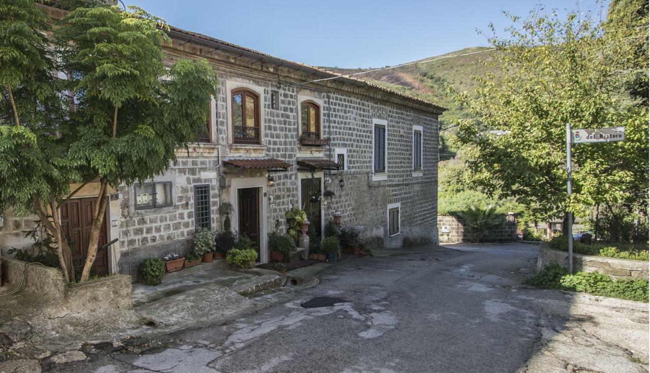 Domus Citri Bed and Breakfast Caserta Exteriör bild